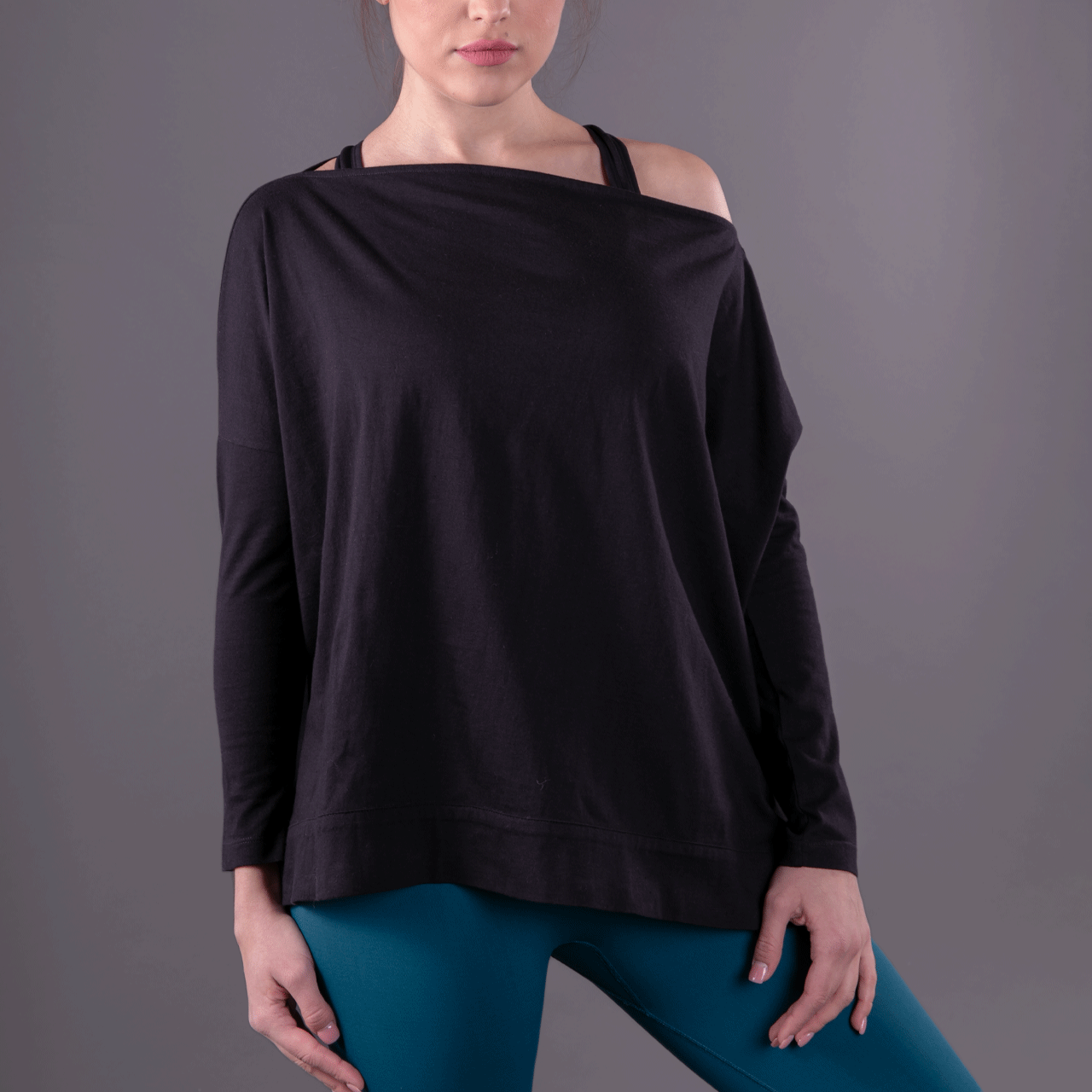 TEMA Athletics Black Convertible Off Shoulder Layering Tunic & Cardigan