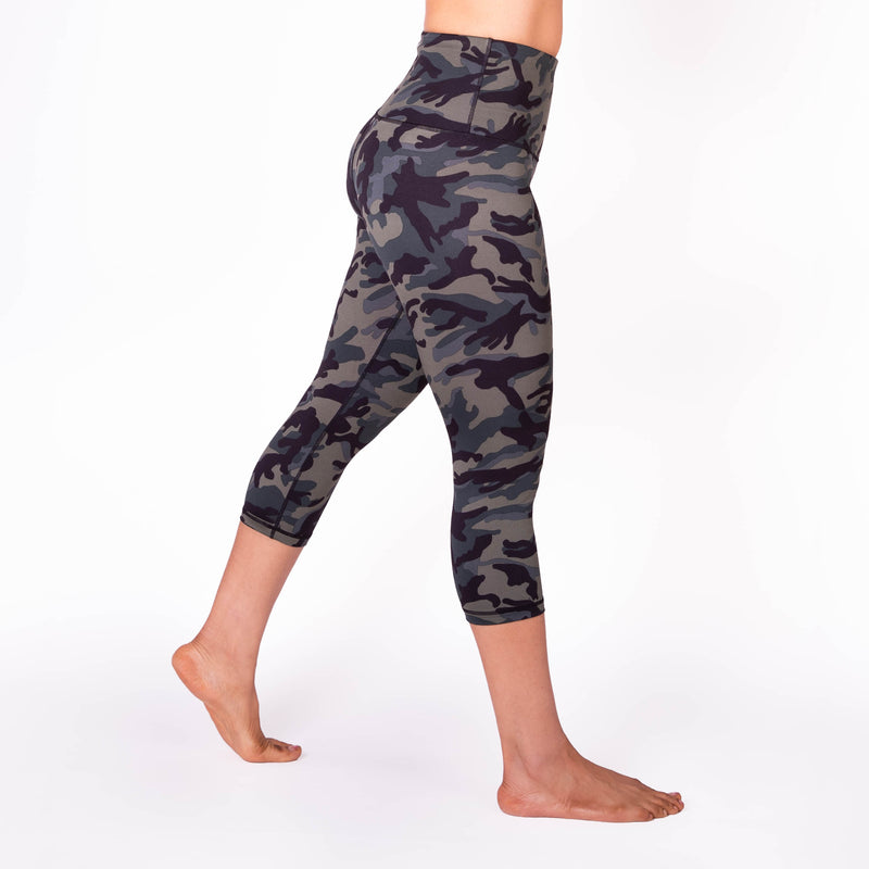 Black Camo Capri Leggings for Women Womens Black Capri Leggings W/  Camouflage Print Non See Through Squat Approved for Yoga, Gym, Running 